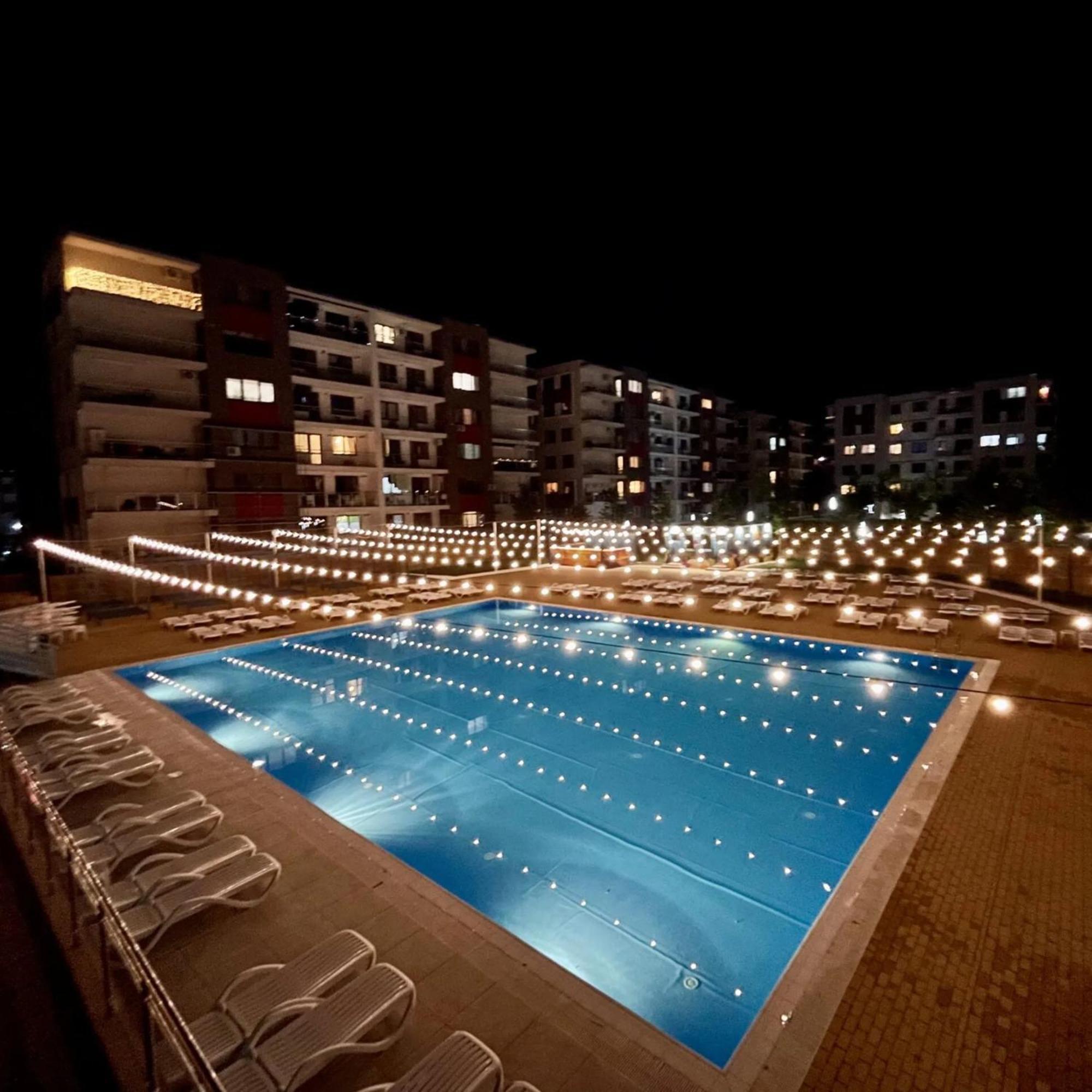 Apartment "Solar 48", Private Parking, One Bedroom Bucharest Luaran gambar