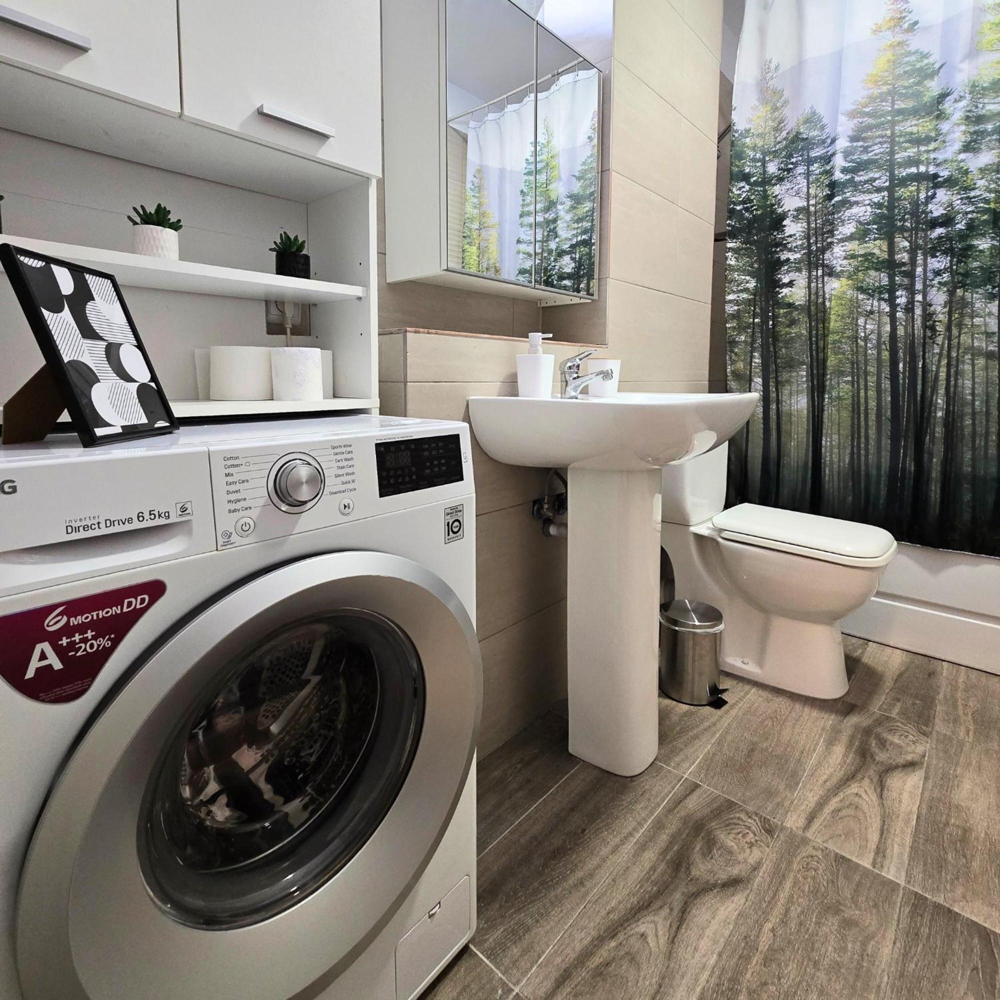 Apartment "Solar 48", Private Parking, One Bedroom Bucharest Luaran gambar
